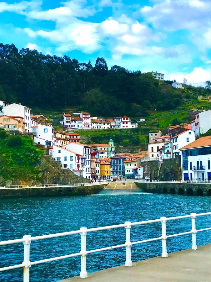 La Casina De Colores De Cudillero Bagian luar foto